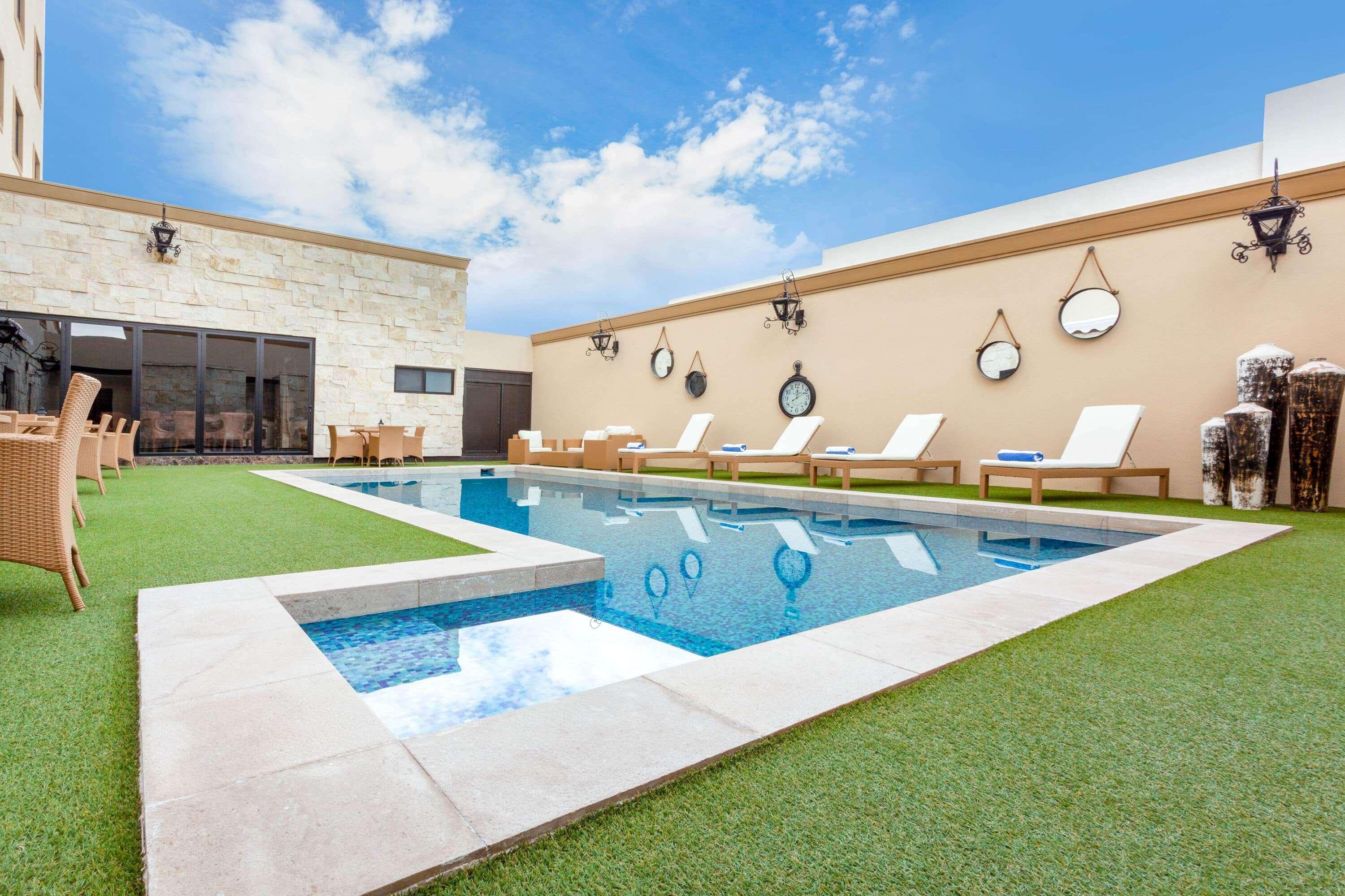 Wyndham Torreon Hotel Exterior photo